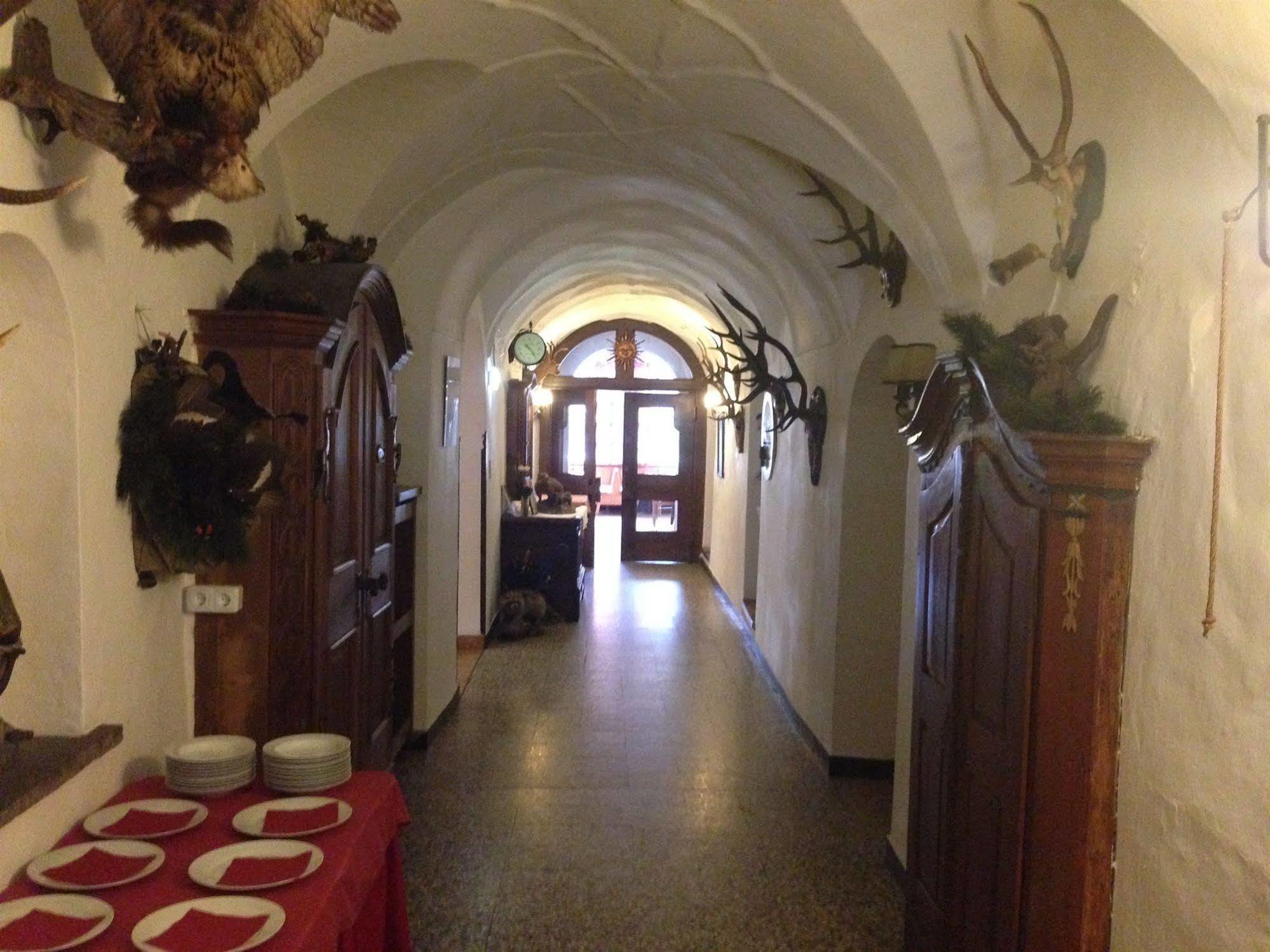 Gasthaus Sonne Tarrenz Bagian luar foto